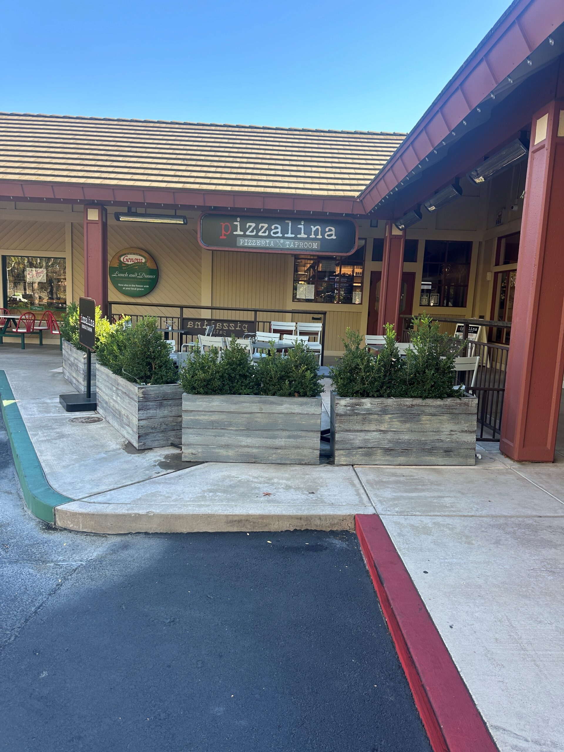Elsmore Swim Shop